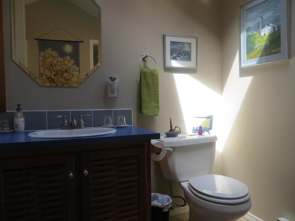 Tea Cozy Bed & Breakfast Qualicum Beach Ruang foto