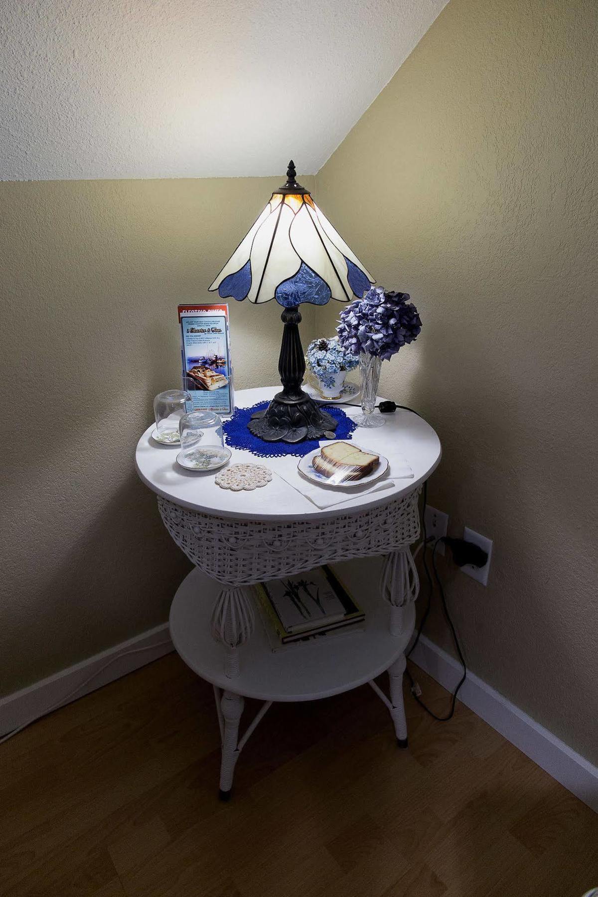 Tea Cozy Bed & Breakfast Qualicum Beach Bagian luar foto
